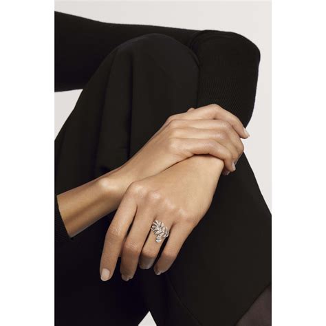 Plume de CHANEL Ring White Gold 